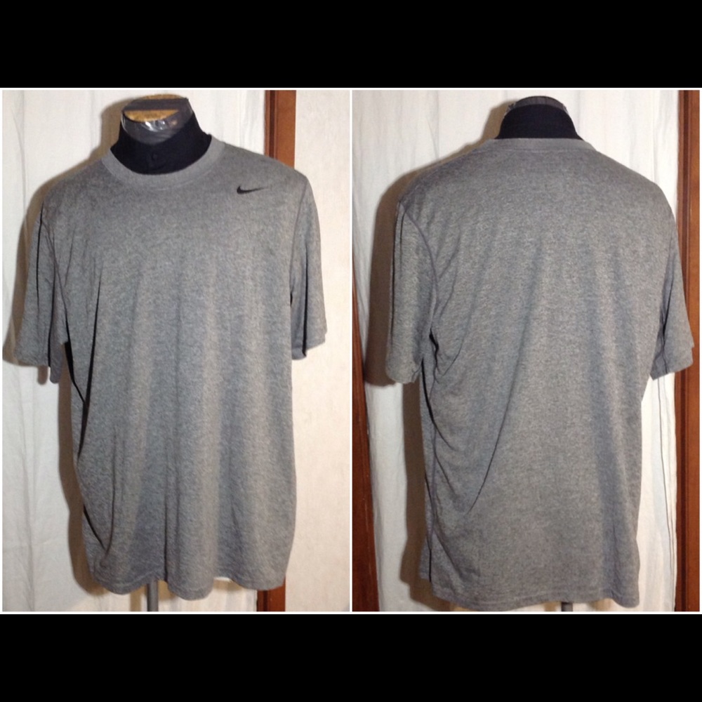 Men's Size XL Nike Dri-Fit Shirt